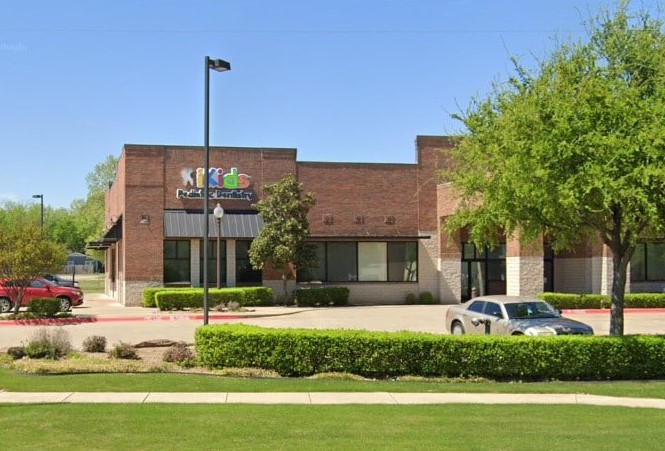 Arley Medrano, DDS — pediatric dentist in Ennis