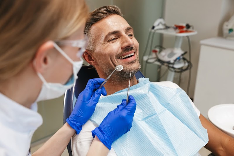 Ashraf Seif, DDS — pediatric dentist in Baytown