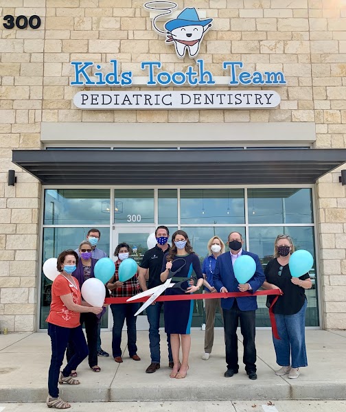 John Haakon Hinding, DDS — pediatric dentist in Buda