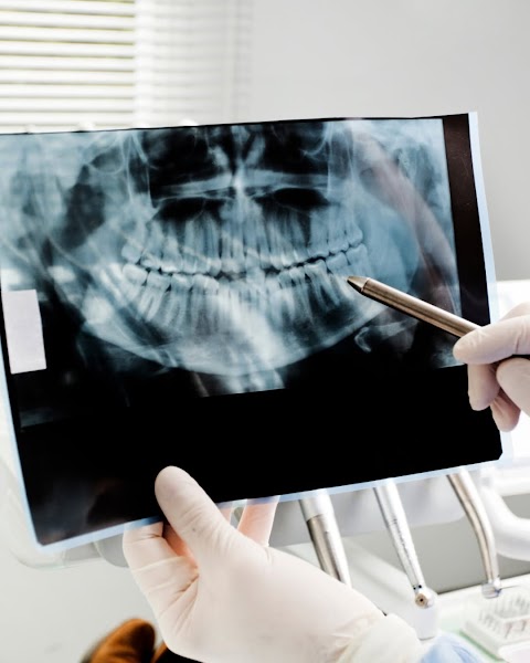John Patrick Mcphillips, DDS — pediatric dentist in Bedford