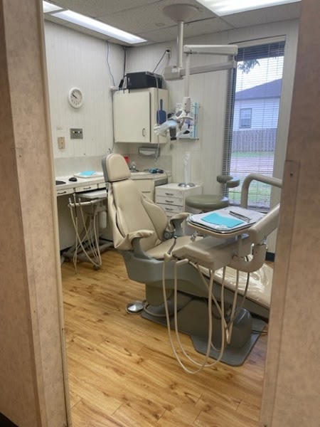Mark Edwin Falke, DDS — pediatric dentist in Taylor